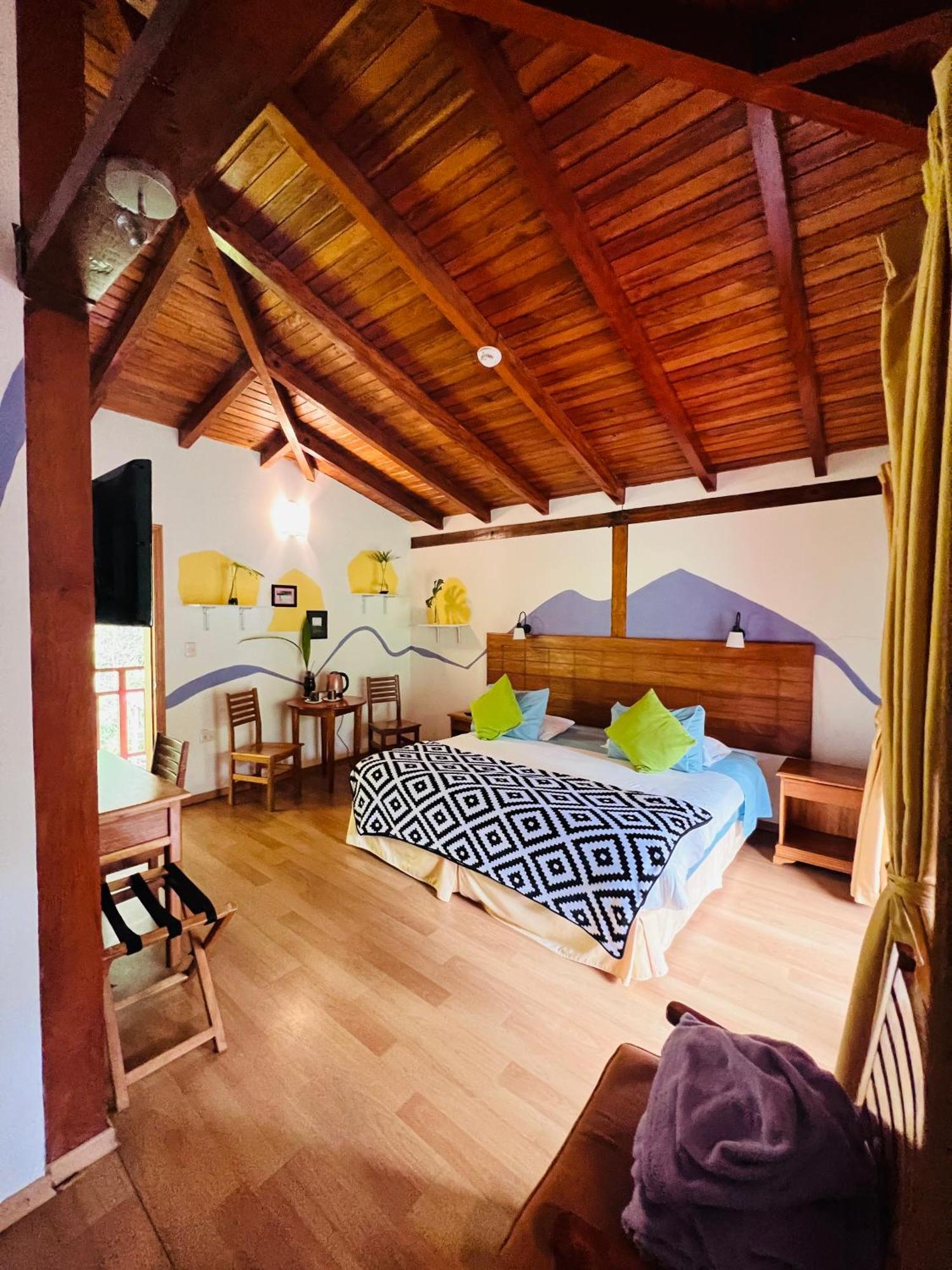 Mama Tungu Hostel Baños Quarto foto